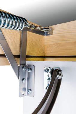 Чердачная лестница Fakro LST-B 700*800*2800 Чердачная лестница Fakro LST-B 700*800*2800