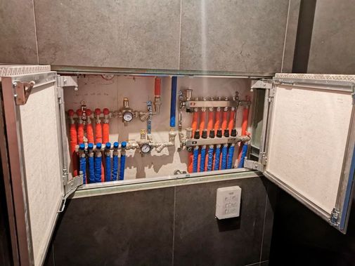 Люк под плитку Секрет 3.0, 2 створки 800*1200 Люк под плитку Секрет 3.0, 2 створки 800*1200