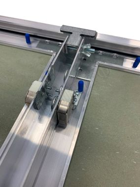 Люк под покраску Хаммер Гиппократ для установки в потолок, 2 створки, съёмная перегородка 1400*1350 Люк под покраску Хаммер Гиппократ для установки в потолок, 2 створки, съёмная перегородка 1400*1350